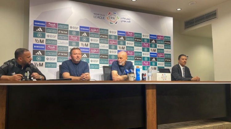 皮奧利：球隊(duì)并未因推遲開(kāi)球而受影響，利雅得勝利配得上勝利