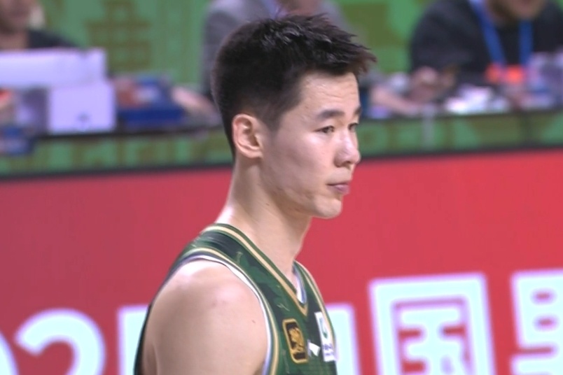 上來就很兇！郭昊文打滿首節(jié) 4中2&罰球6中6獨得10分2籃板